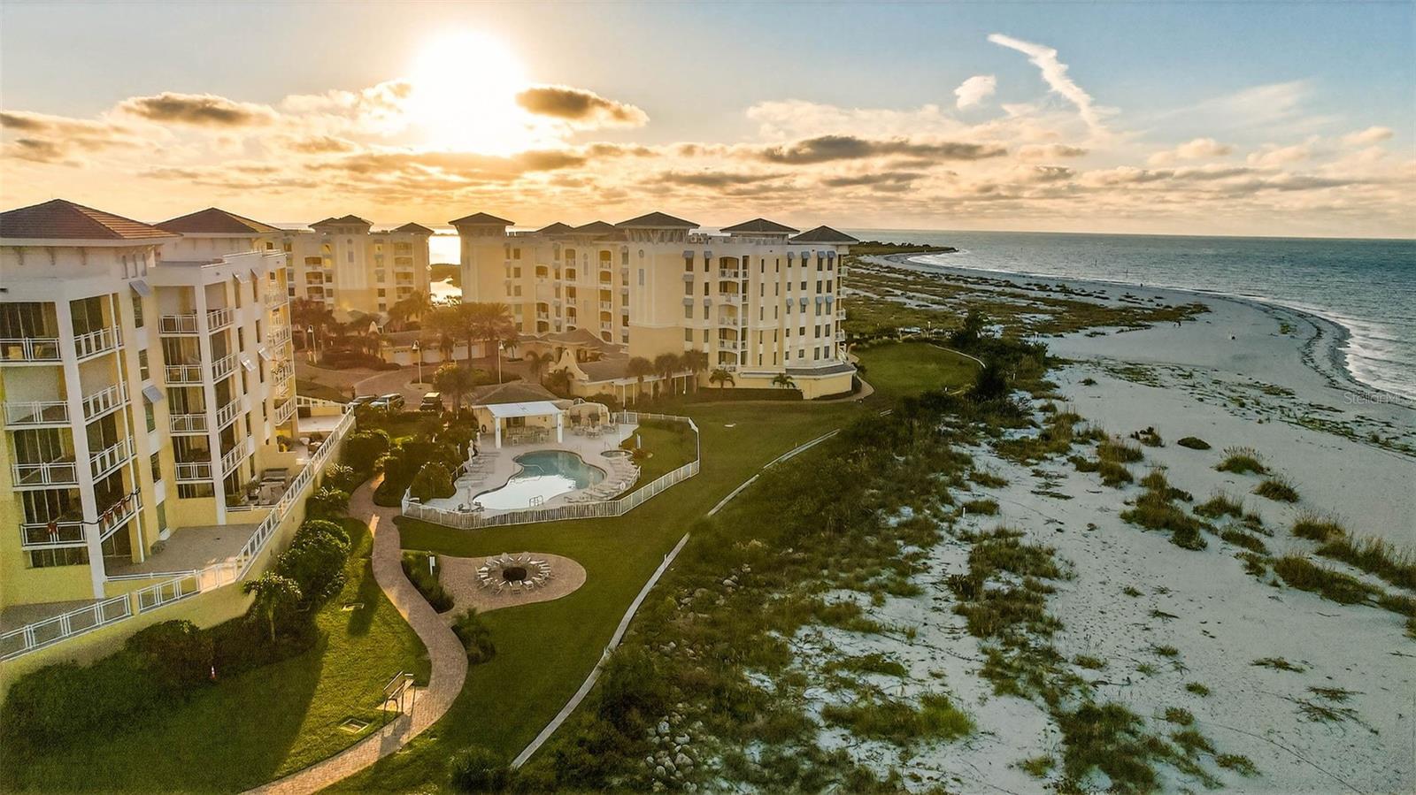 SUNSET POINTE AT COLLANY KEY II CONDO - Residential