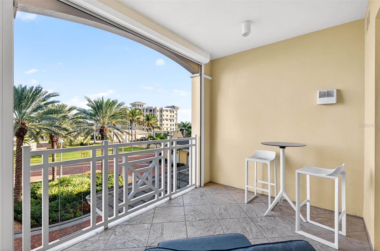 SUNSET POINTE AT COLLANY KEY II CONDO - Residential
