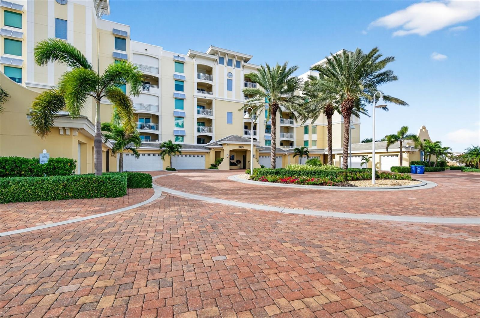 SUNSET POINTE AT COLLANY KEY II CONDO - Residential