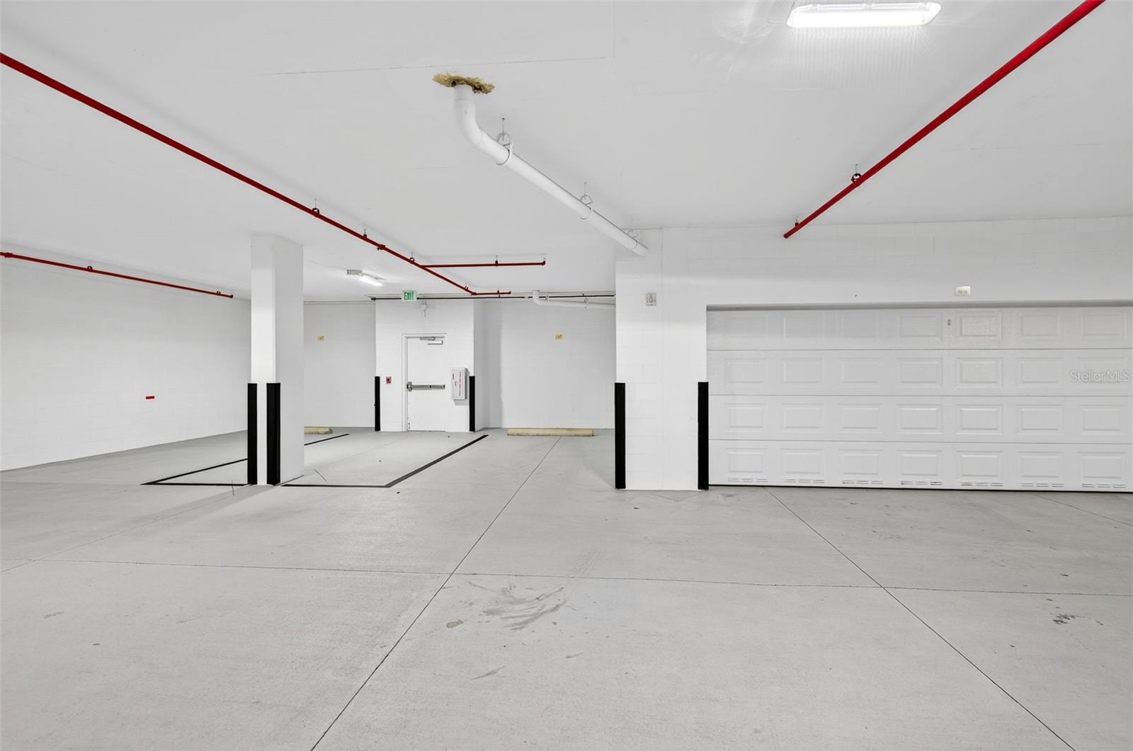 SUNSET POINTE AT COLLANY KEY II CONDO - Residential