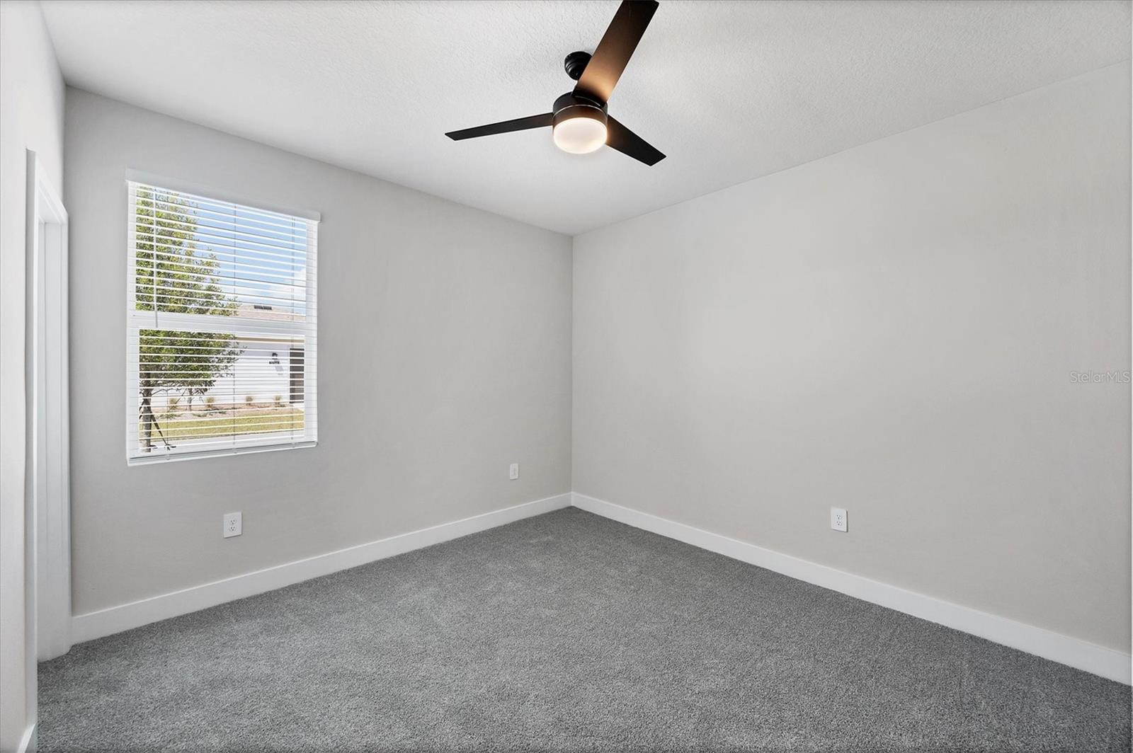 BB LIVING IN WELLEN PARK - Residential Lease