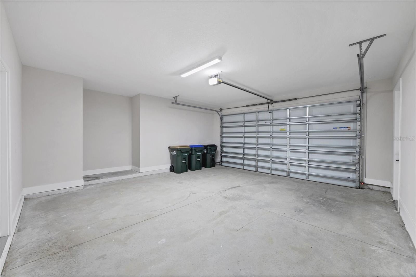 BB LIVING IN WELLEN PARK - Residential Lease