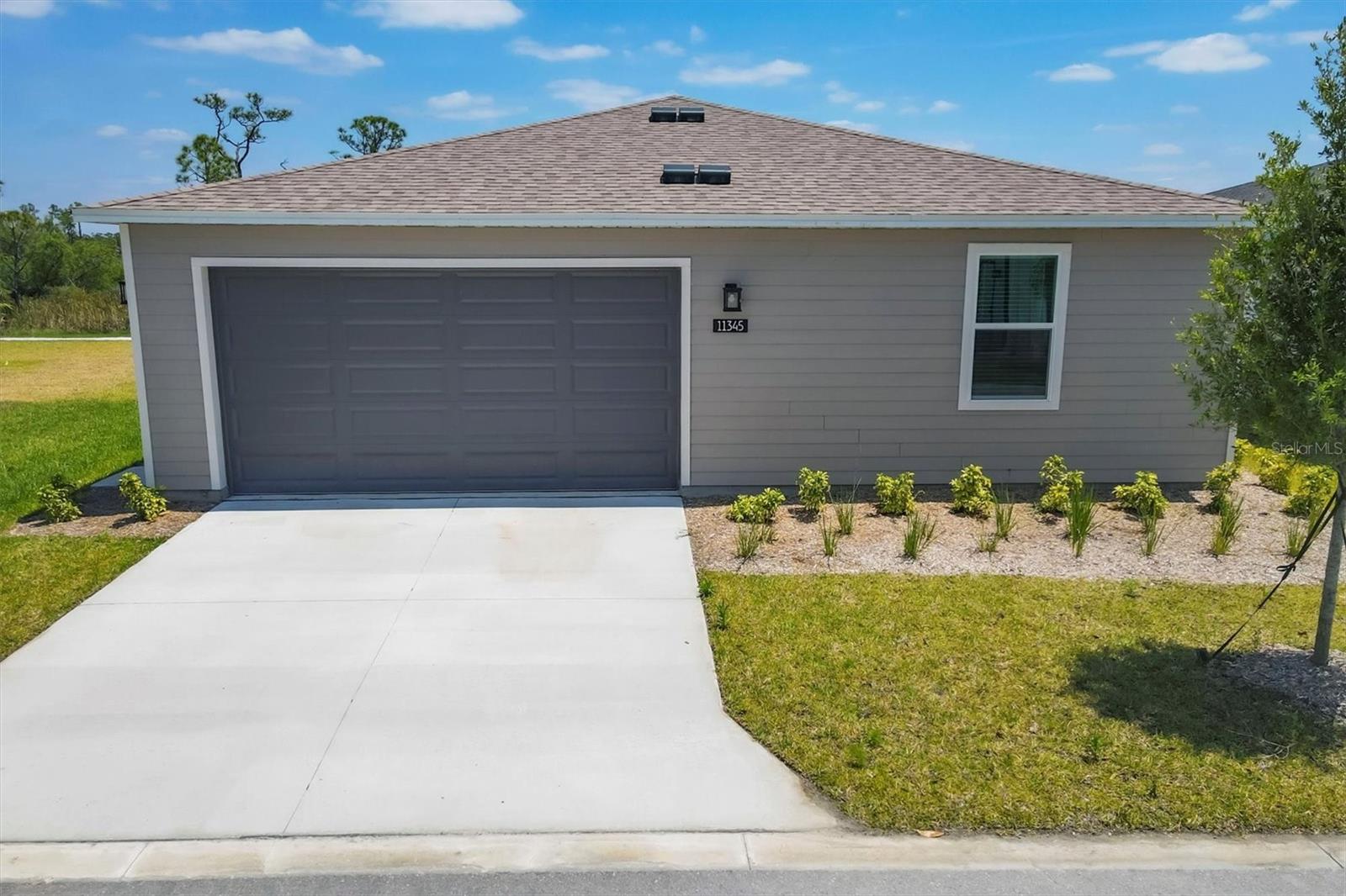 BB LIVING IN WELLEN PARK - Residential Lease