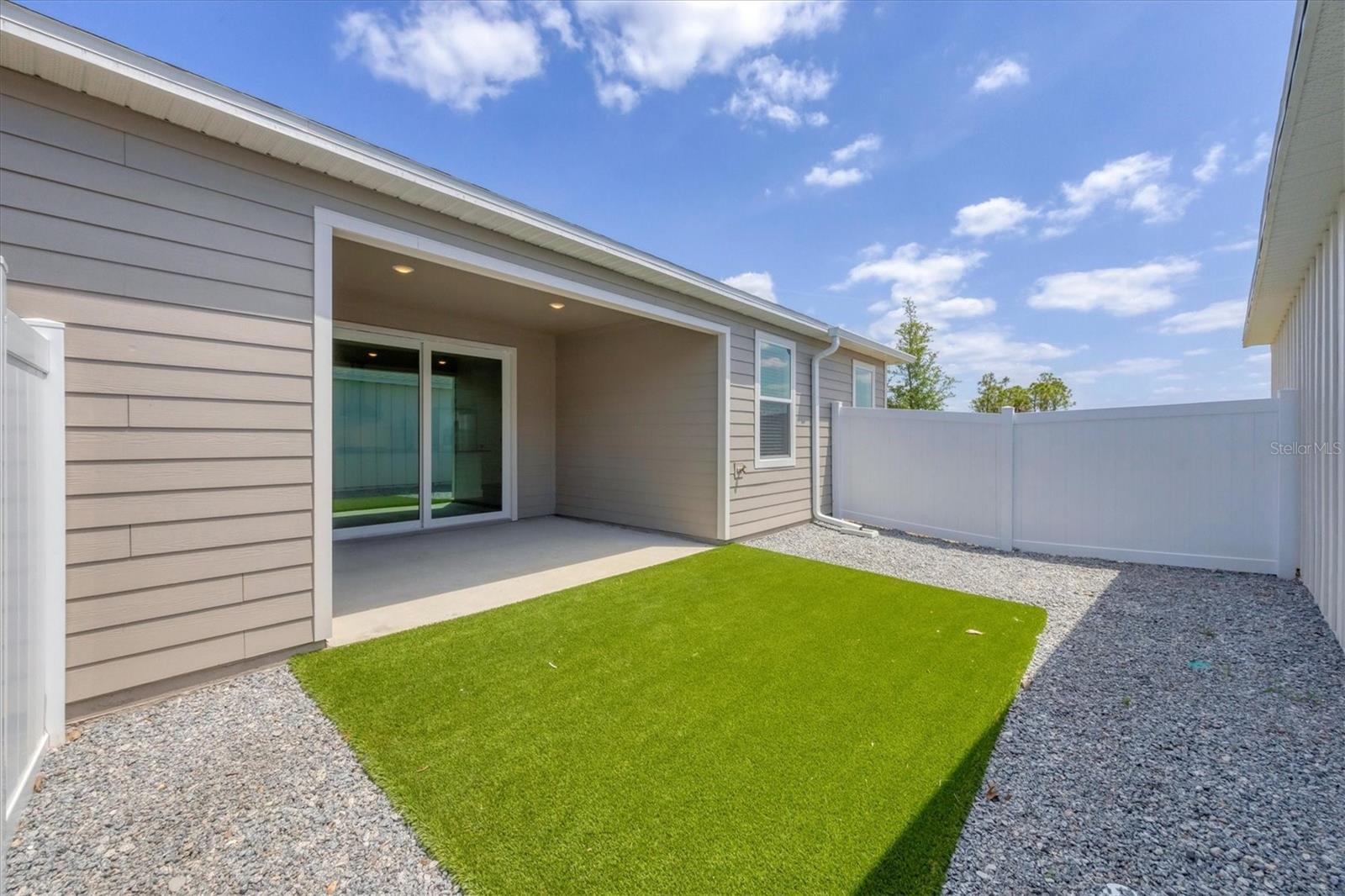 BB LIVING IN WELLEN PARK - Residential Lease
