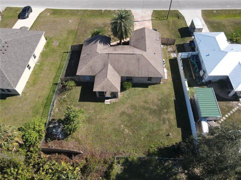 A home in NORTH PORT