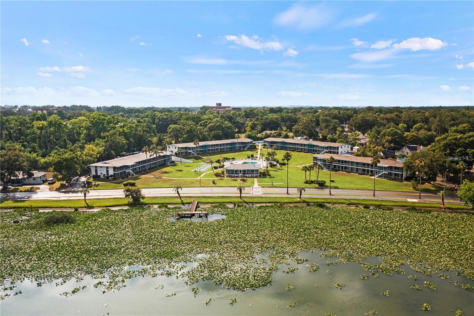 LAKELAND HARBOUR APTS - Residential
