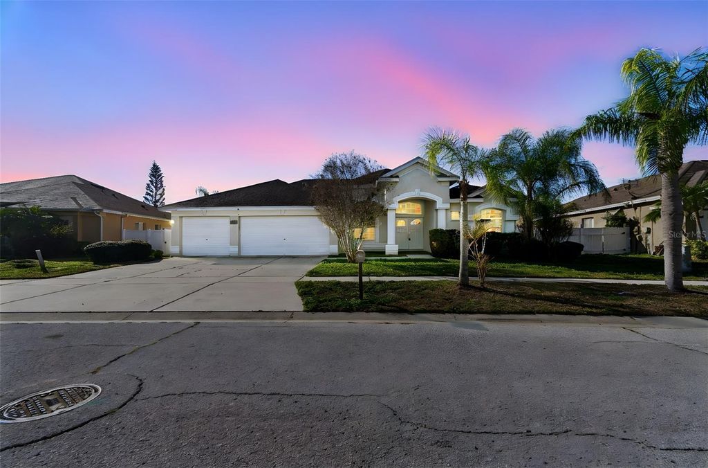 Photo of 12003 Pennfield Place, Riverview, FL 33579 (MLS # TB8463286)