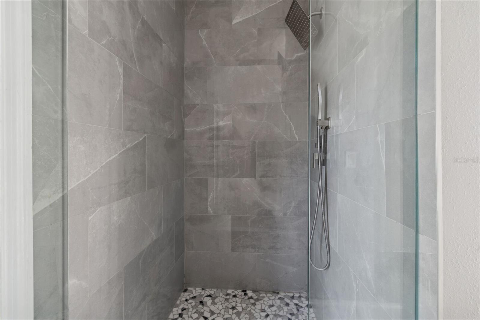 SUMMERFIELD VILLAGE 1 TR 21 - Residential