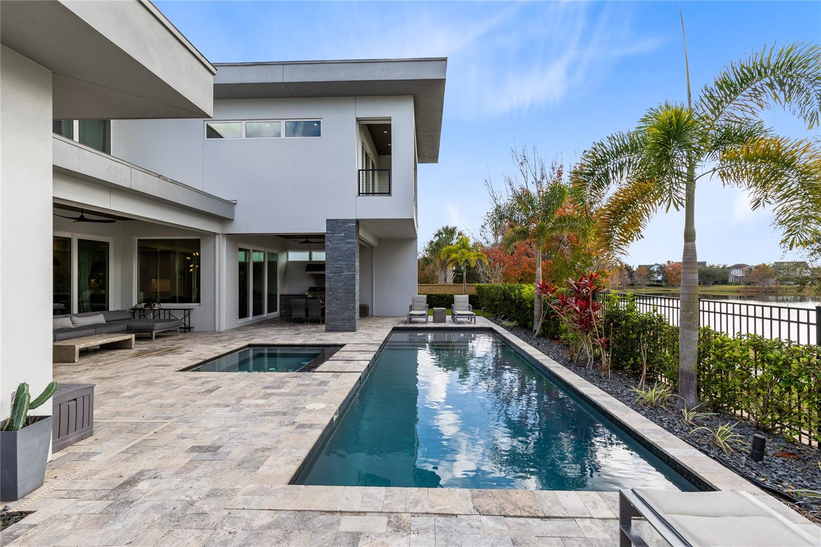 LAUREATE PARK - Residential