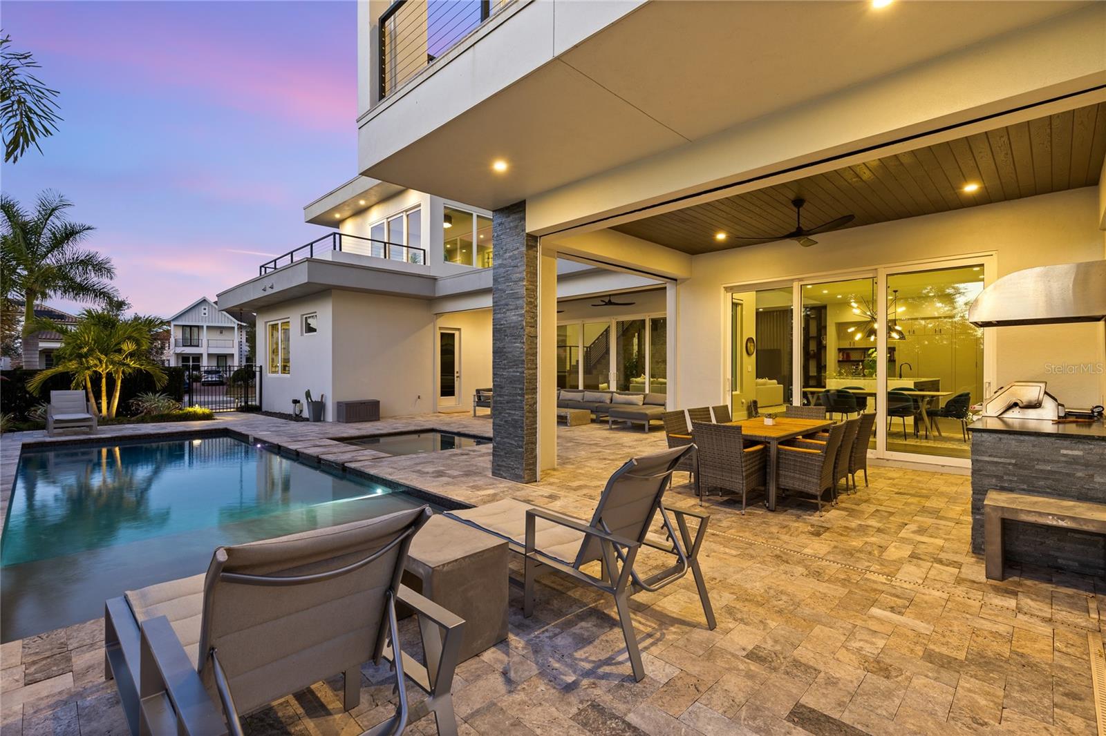 LAUREATE PARK - Residential