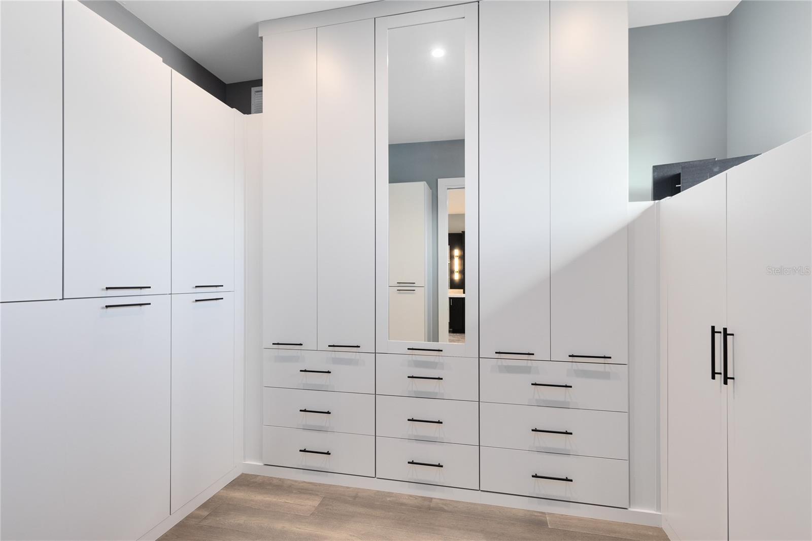 LAUREATE PARK - Residential