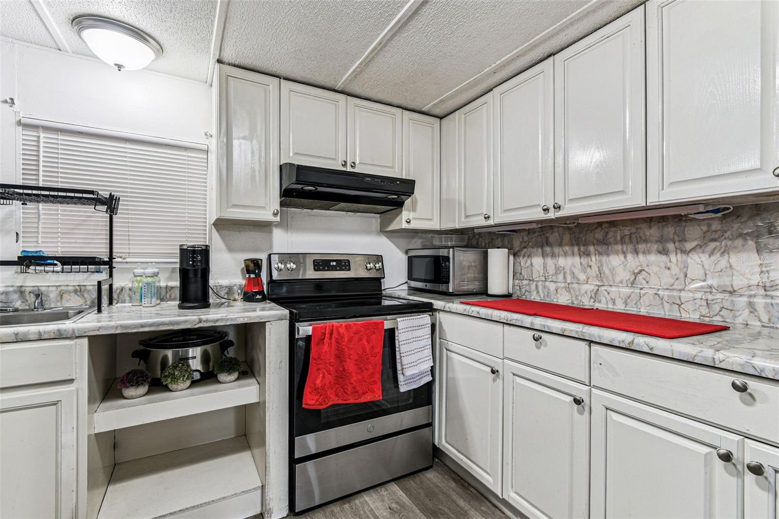 FORTUNA ACRES UNIT A - Residential