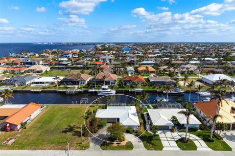 A home in PUNTA GORDA