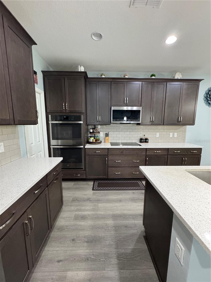 K-BAR RANCH - Residential