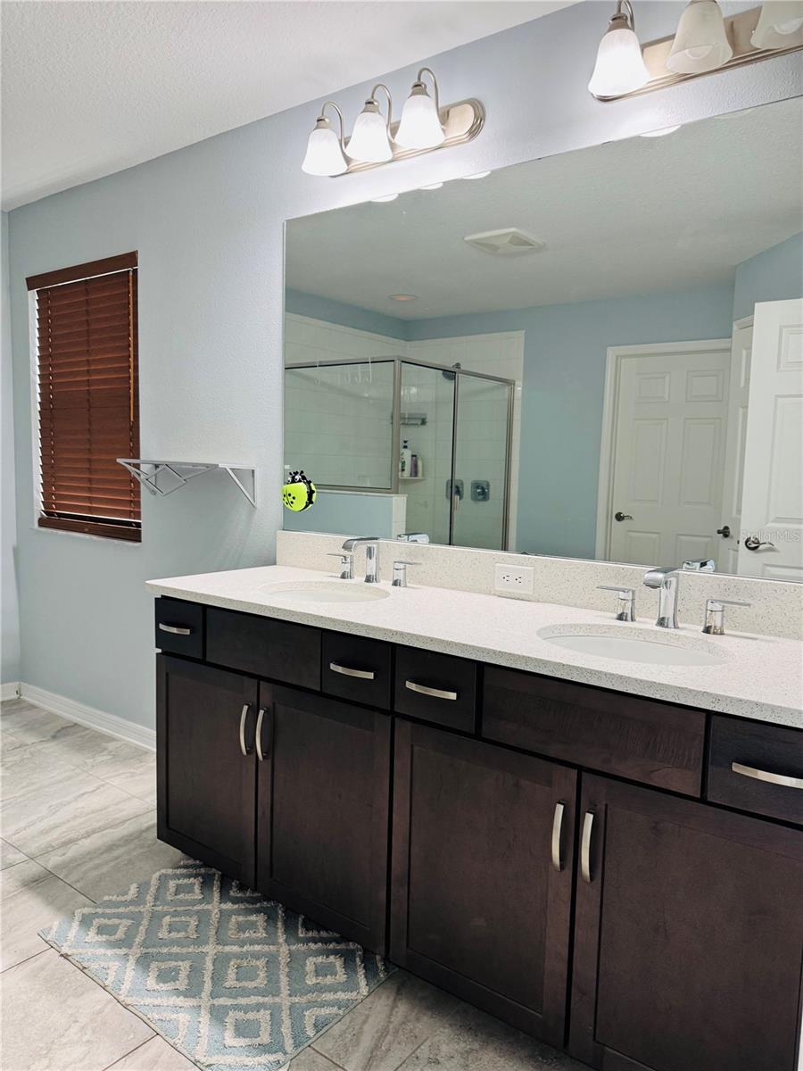K-BAR RANCH - Residential
