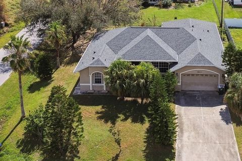 A home in NORTH PORT