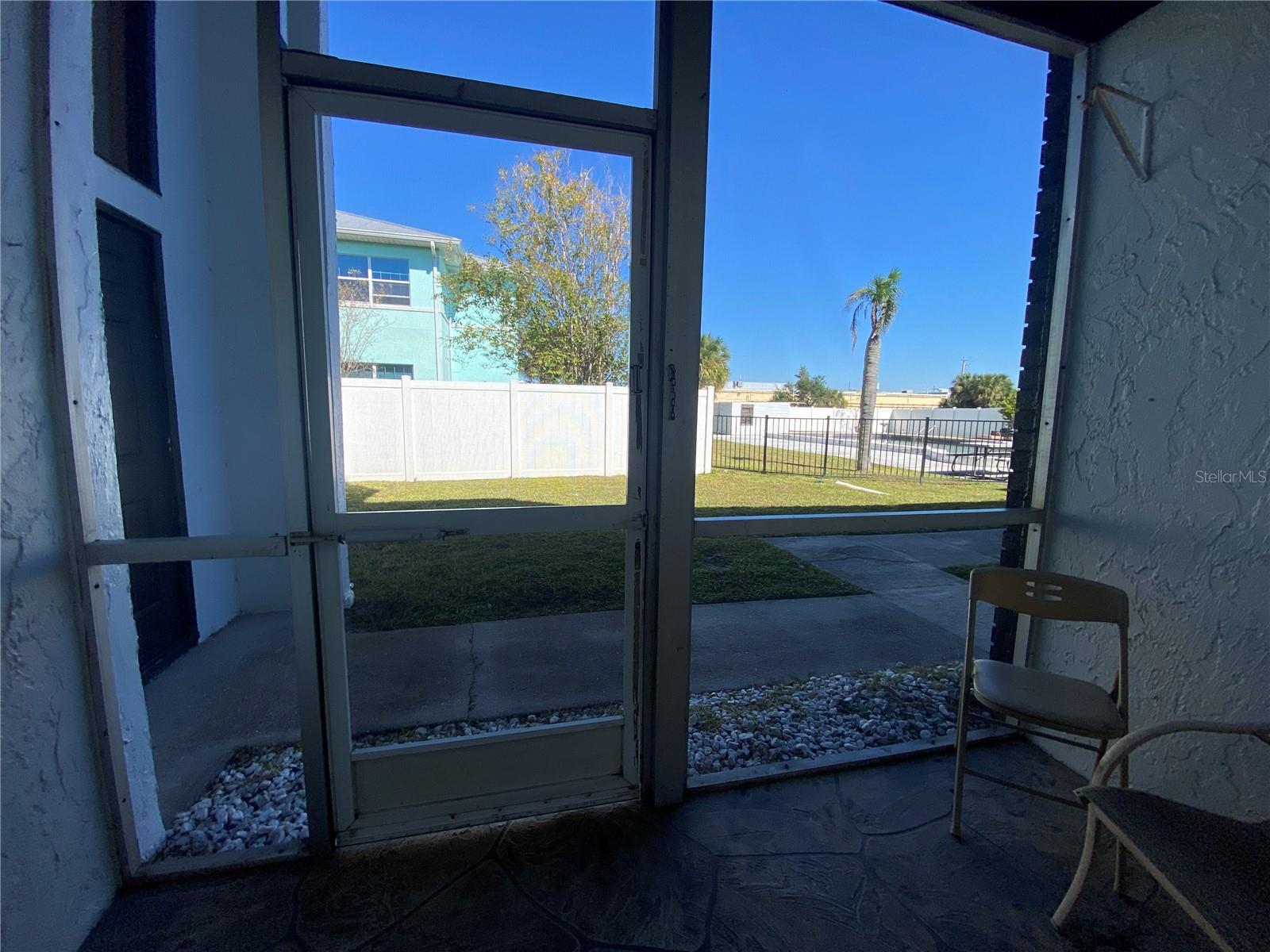 TOWN&COUNTRY MANOR CONDO - Residential Lease