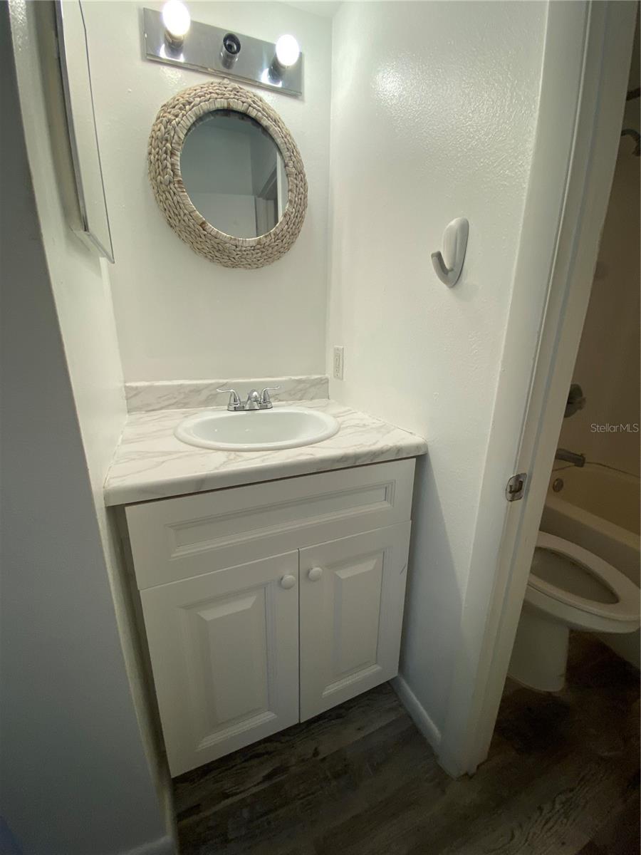 TOWN&COUNTRY MANOR CONDO - Residential Lease