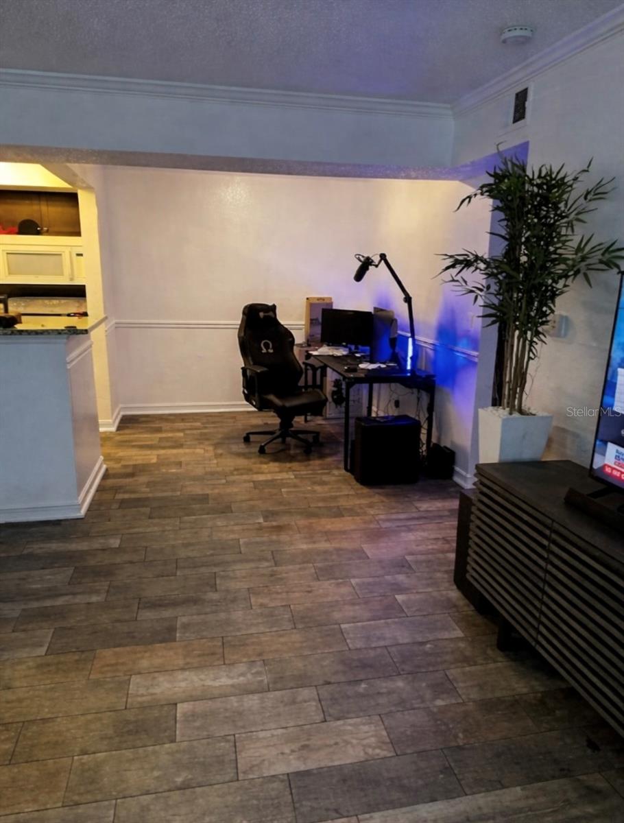 VANTAGE POINT CONDO - Residential