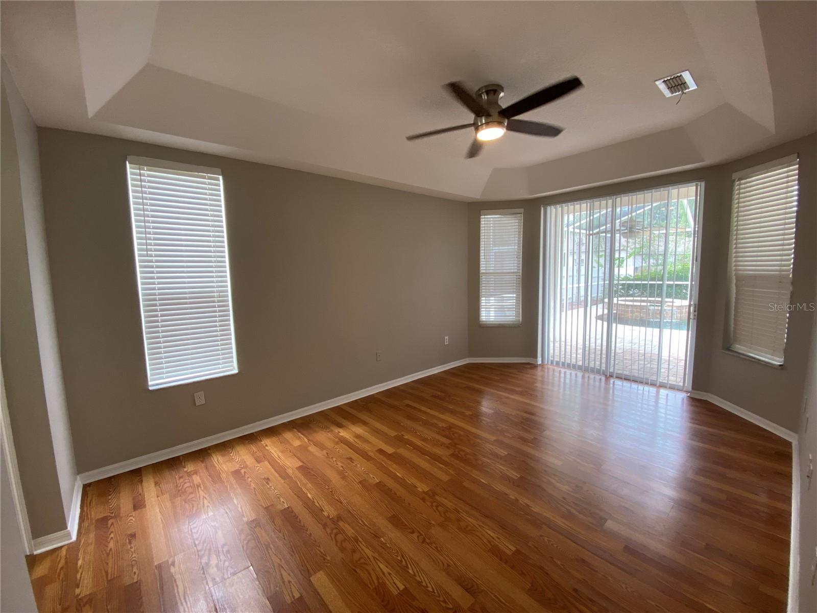 THOUSAND OAKS PH 02-5 - Residential