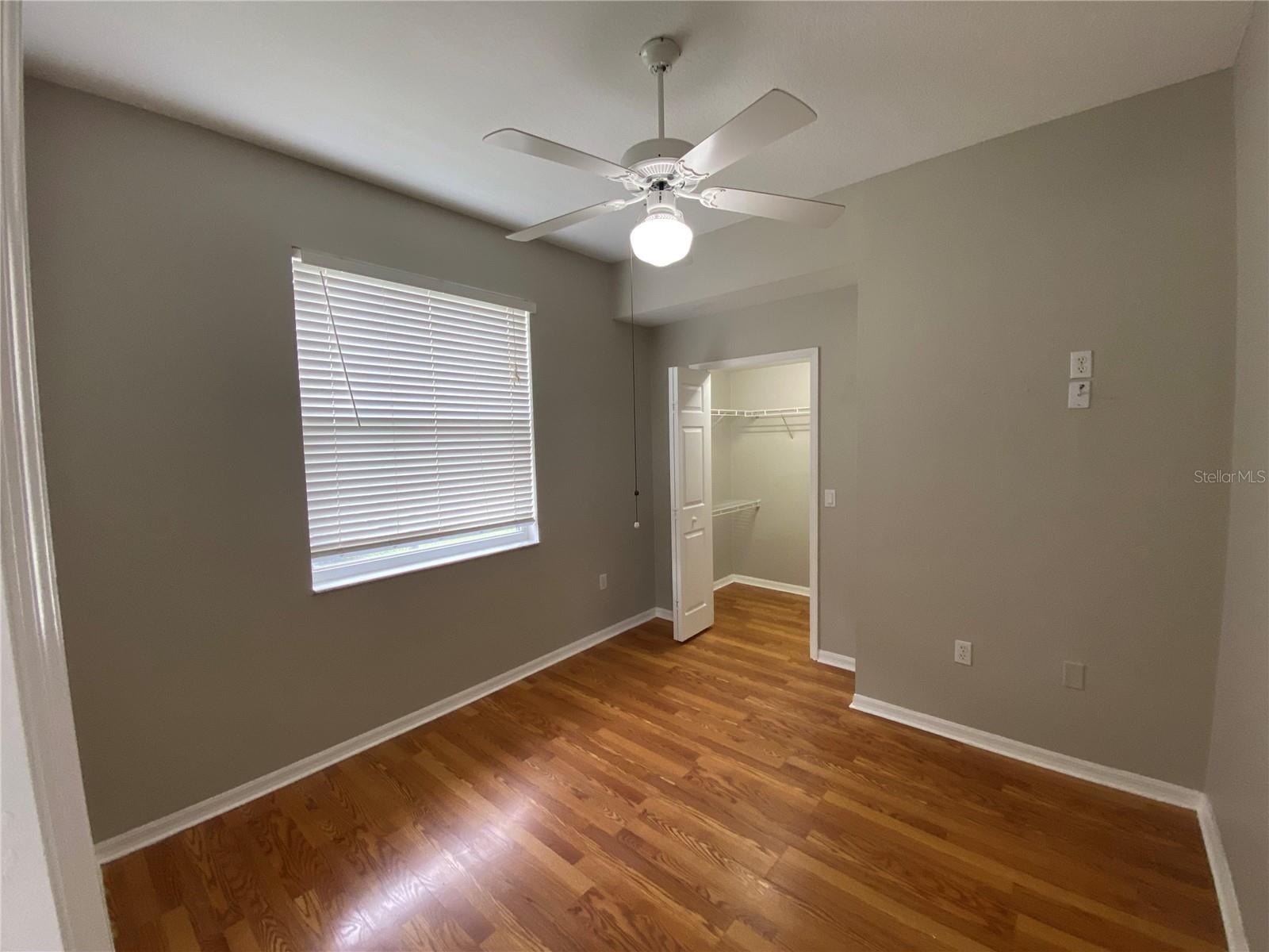 THOUSAND OAKS PH 02-5 - Residential