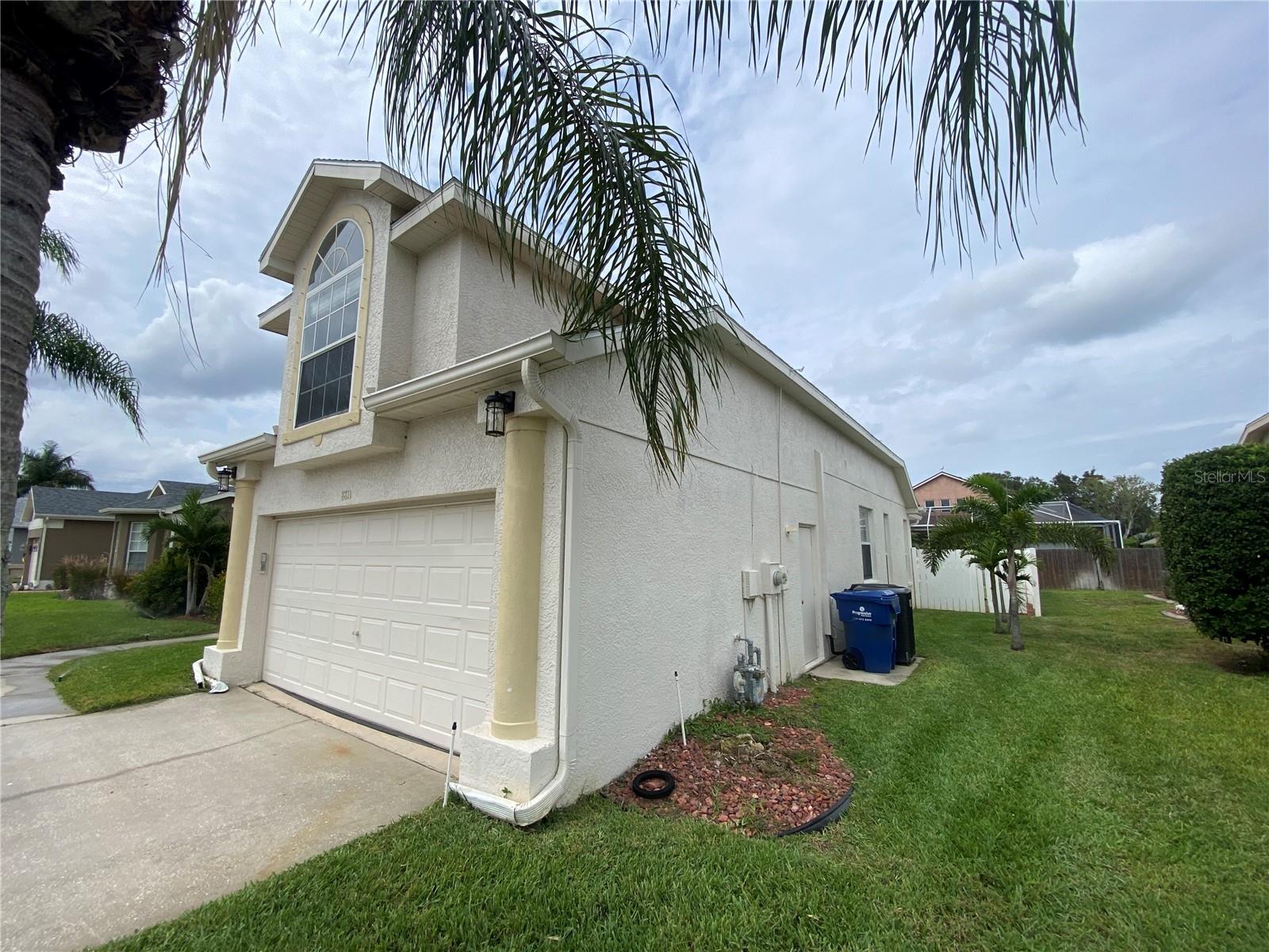 THOUSAND OAKS PH 02-5 - Residential