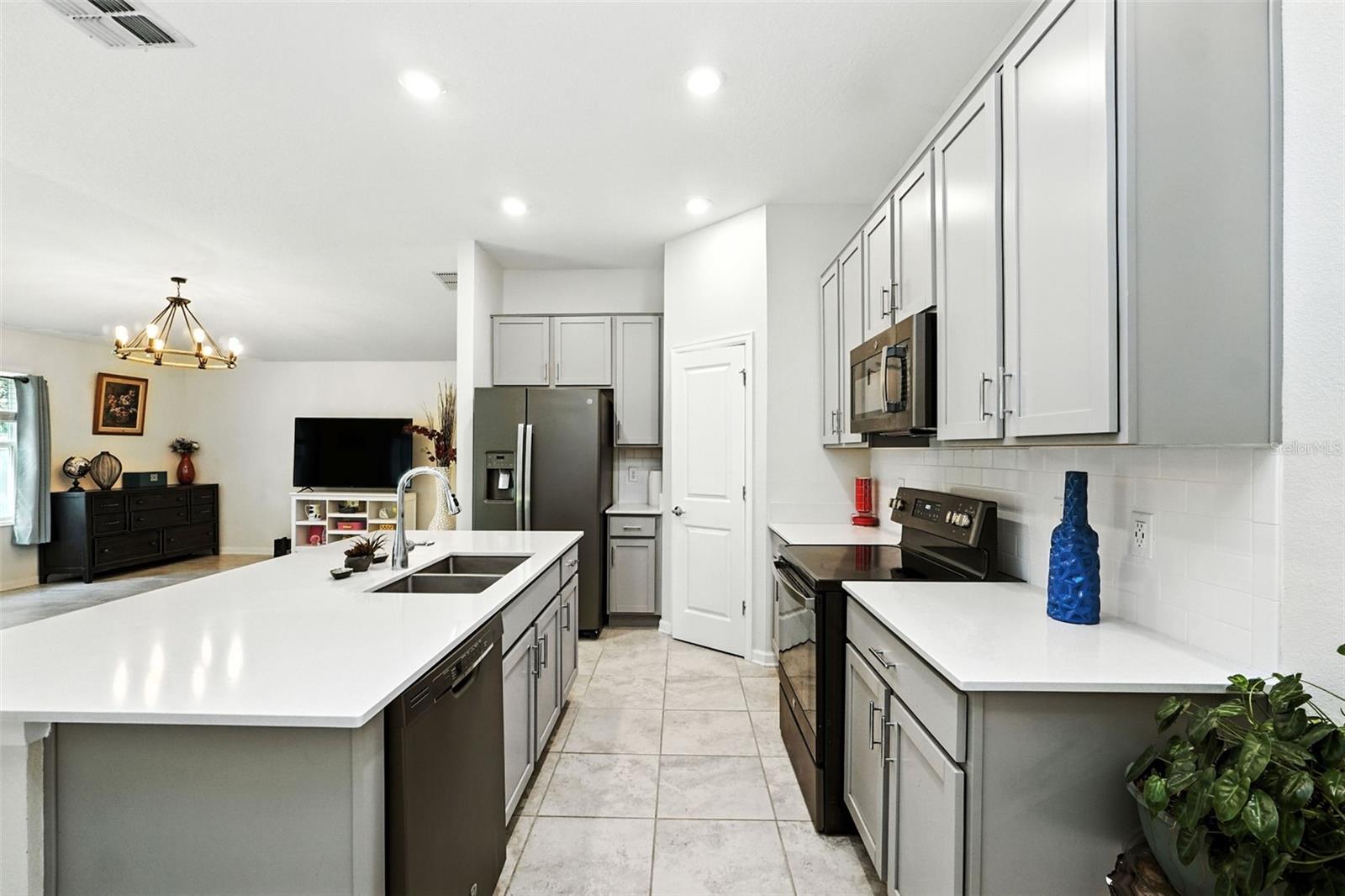 4465 BLUFF OAK LOOP