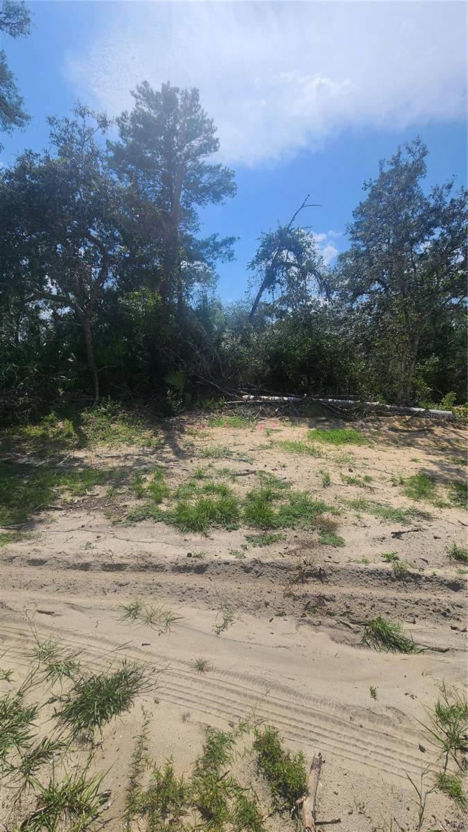 MARION OAKS LN LANE