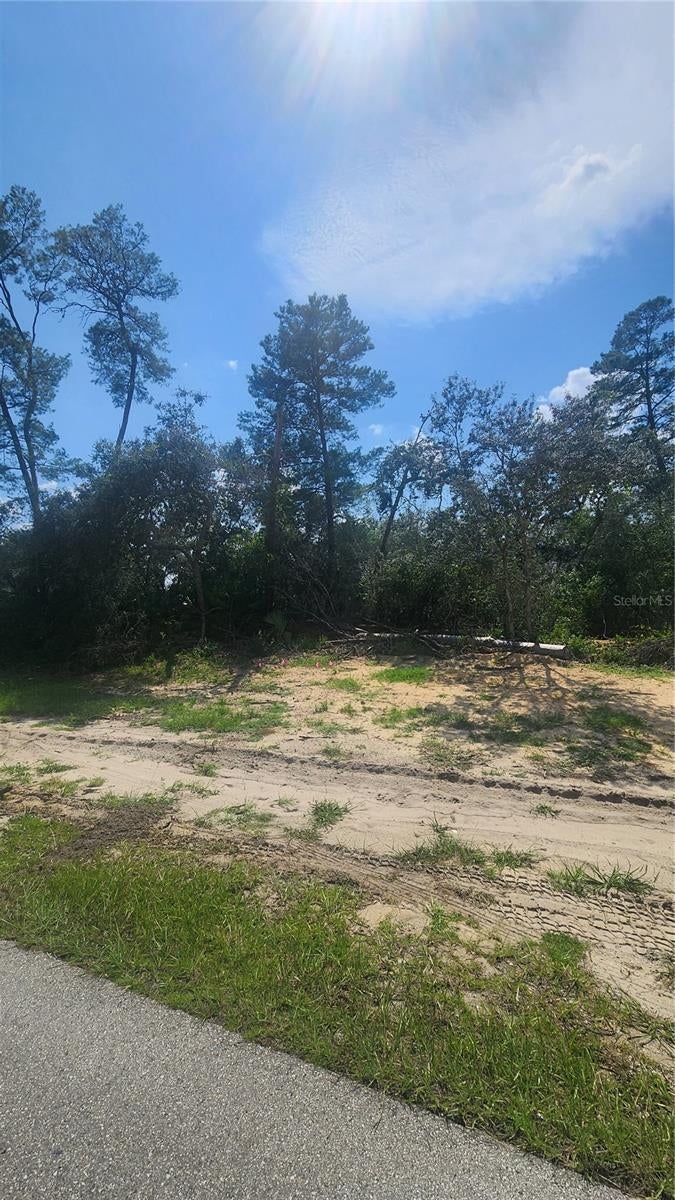 MARION OAKS LN LANE