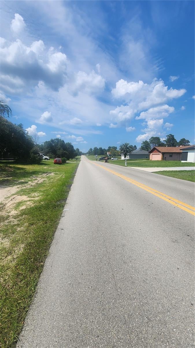 MARION OAKS LN LANE