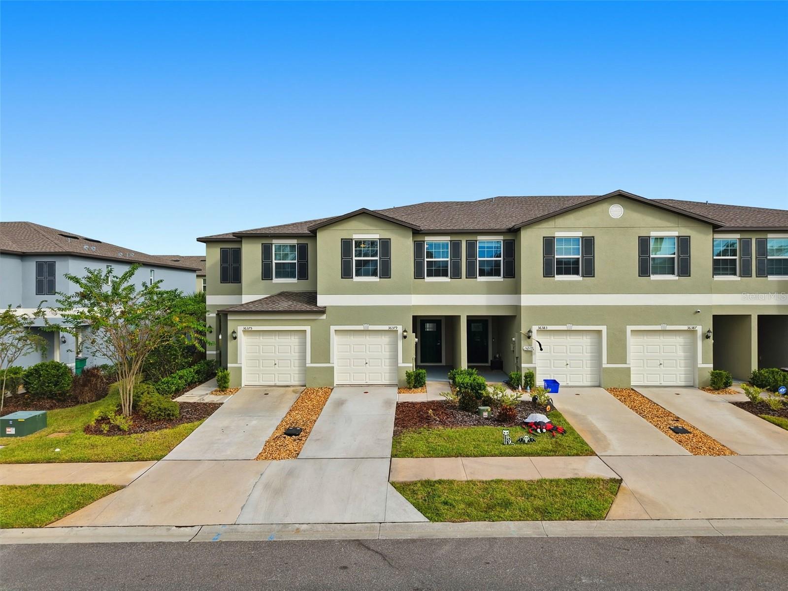 ABBOTT SQUARE - Residential