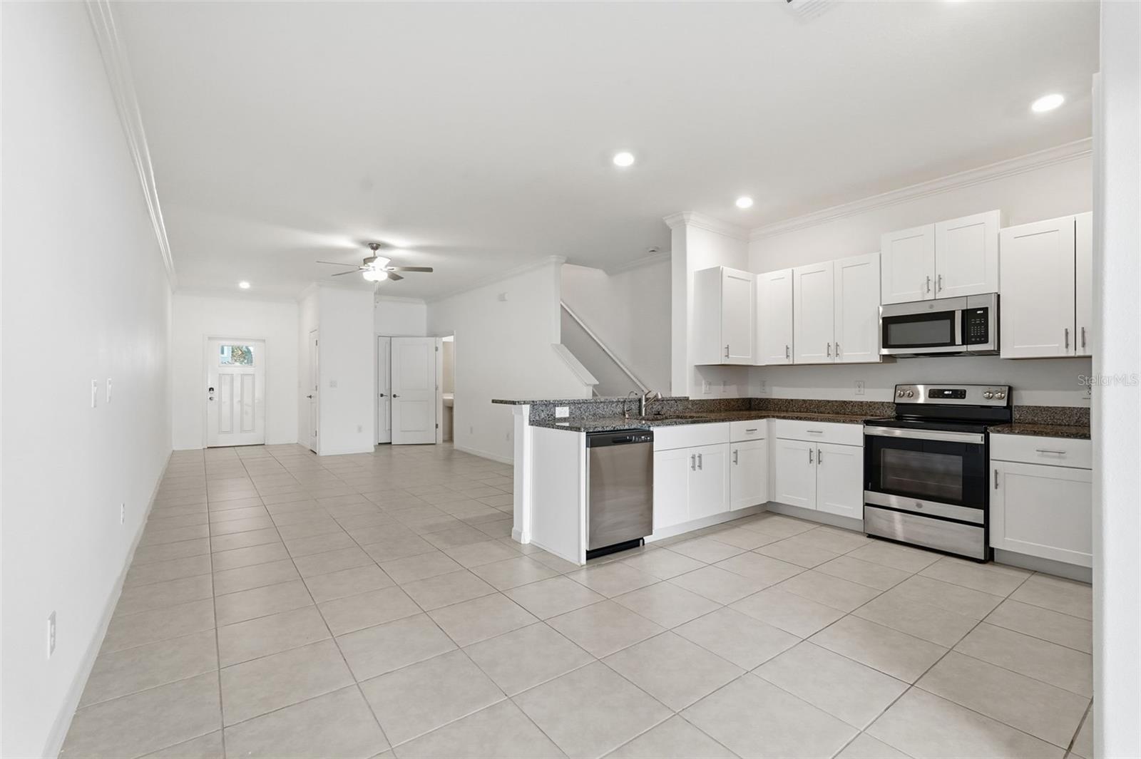 ABBOTT SQUARE - Residential