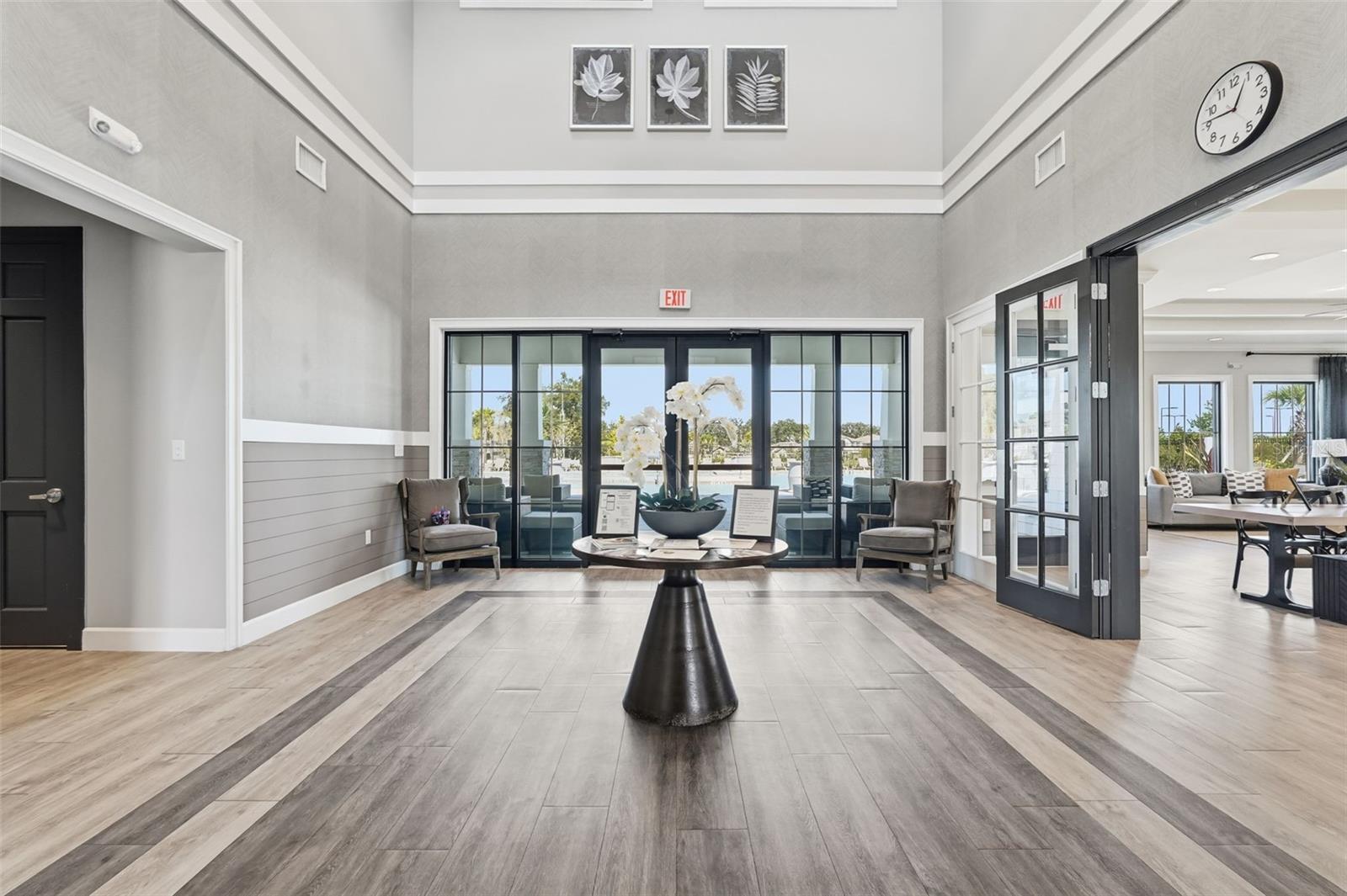 ABBOTT SQUARE - Residential