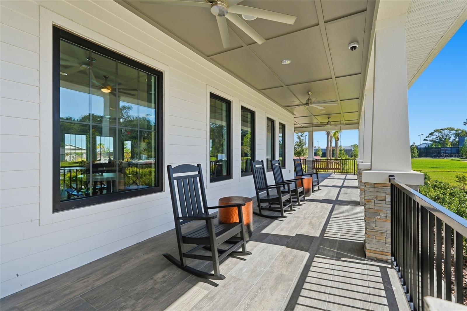 ABBOTT SQUARE - Residential