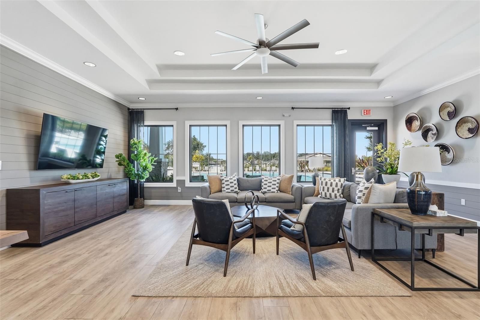 ABBOTT SQUARE - Residential