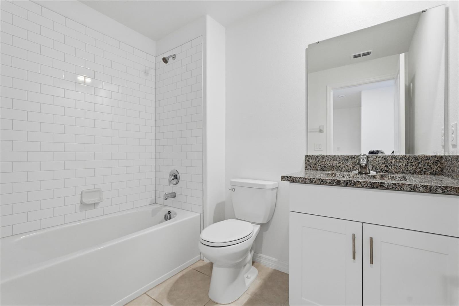 ABBOTT SQUARE - Residential