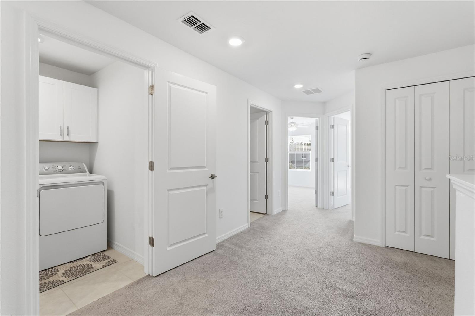 ABBOTT SQUARE - Residential