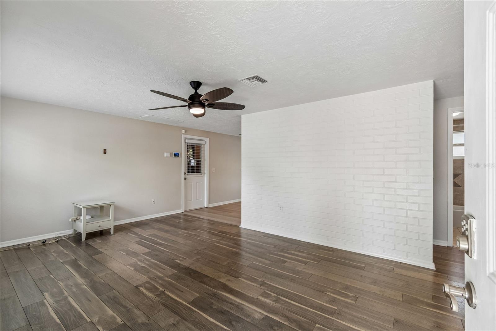 GOLDEN HEIGHTS - Residential