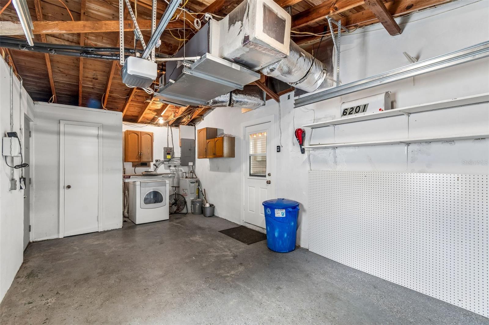 GOLDEN HEIGHTS - Residential