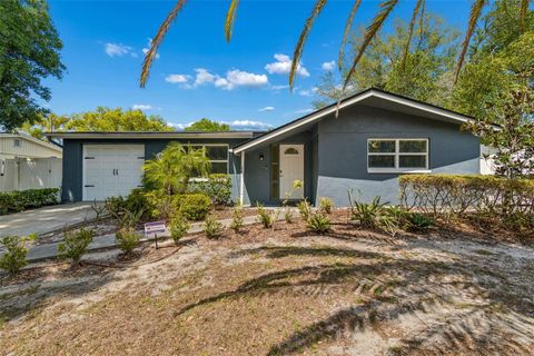 Photo of 6201 Silver Drive, New Port Richey, FL 34653 (MLS # TB8495411)