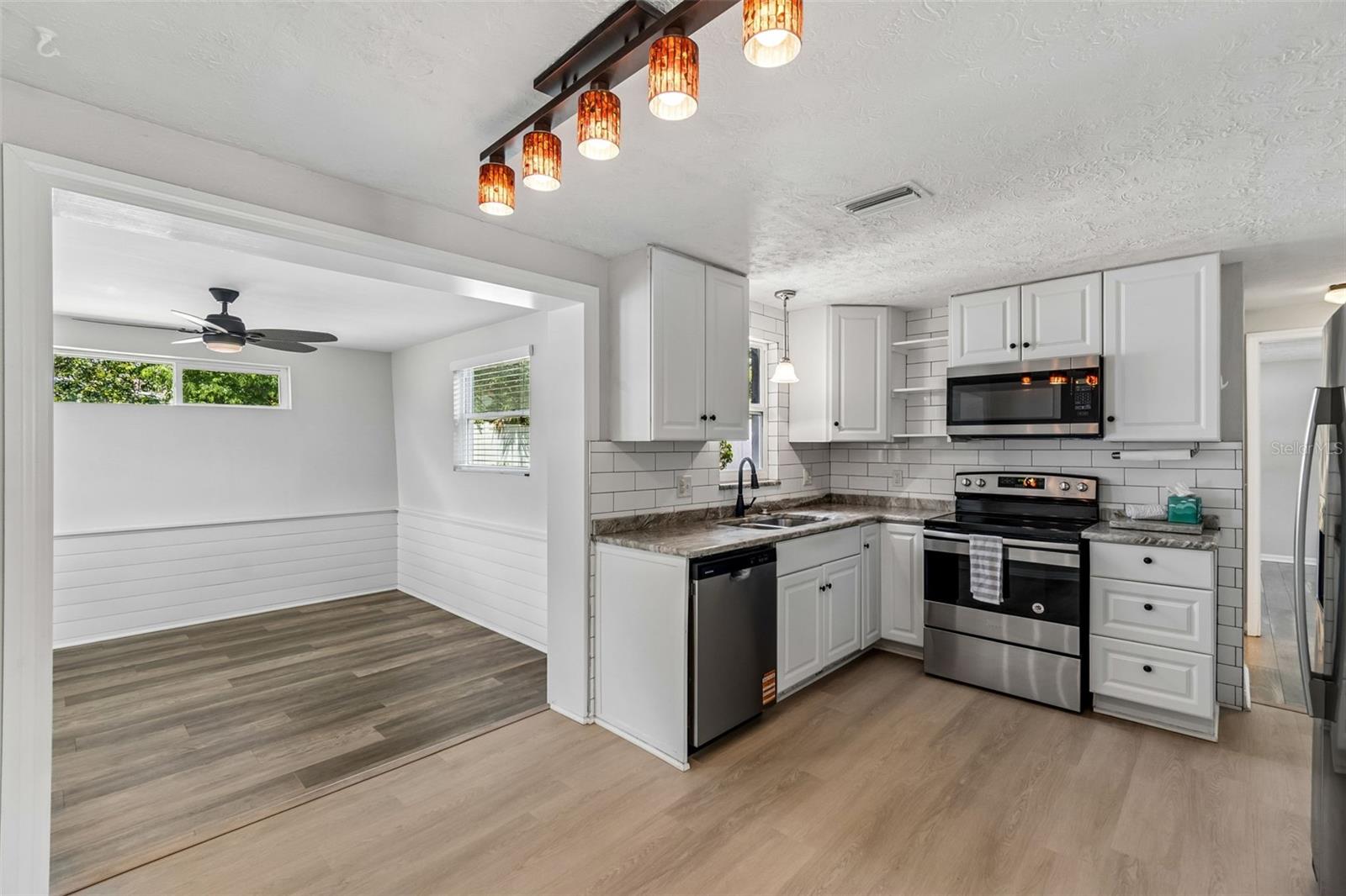 GOLDEN HEIGHTS - Residential