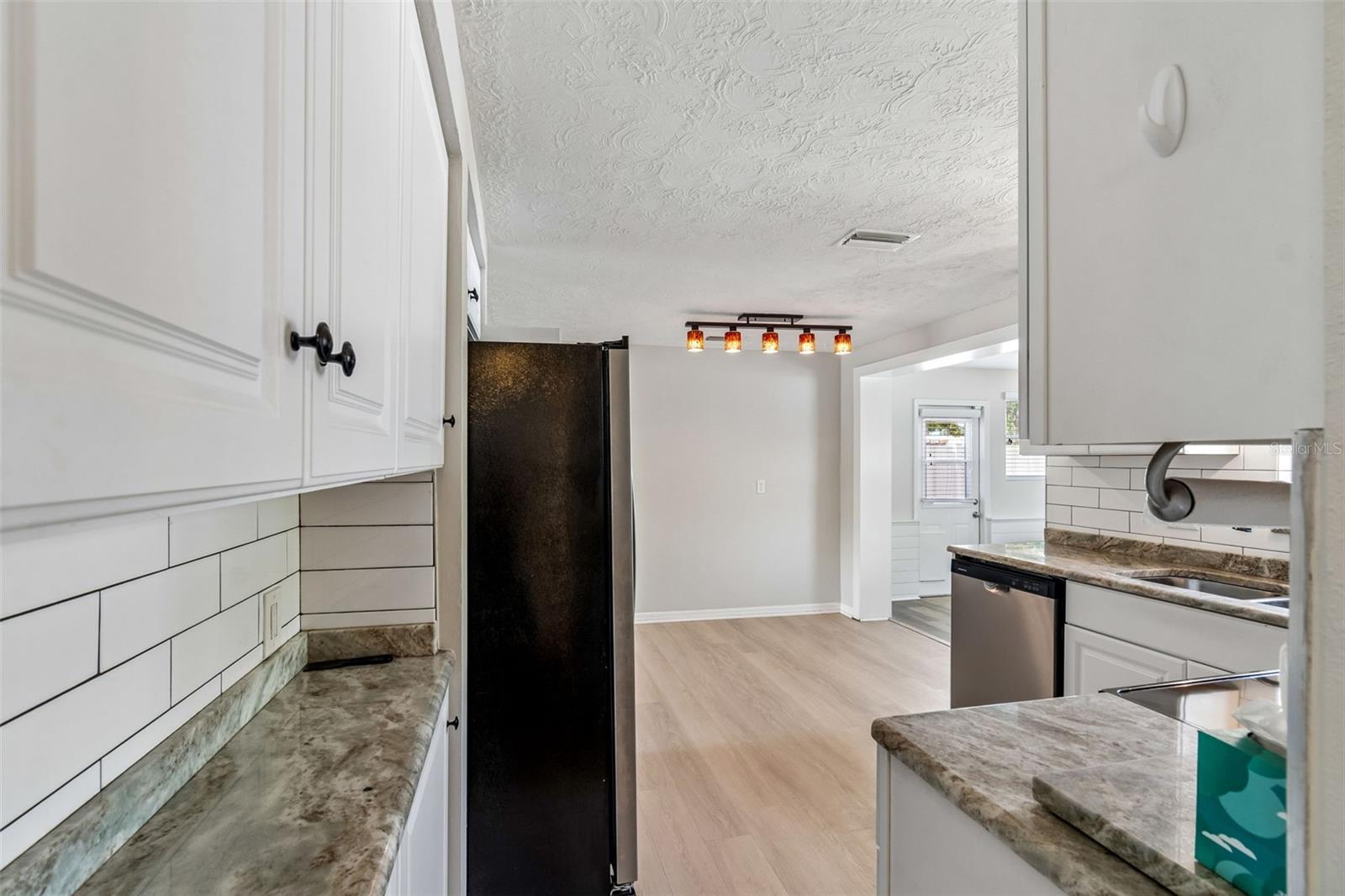 GOLDEN HEIGHTS - Residential