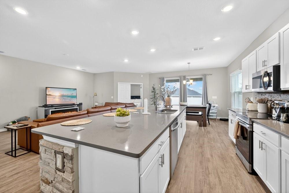 AUBURN COVE PHASES 2 & 3 - Residential