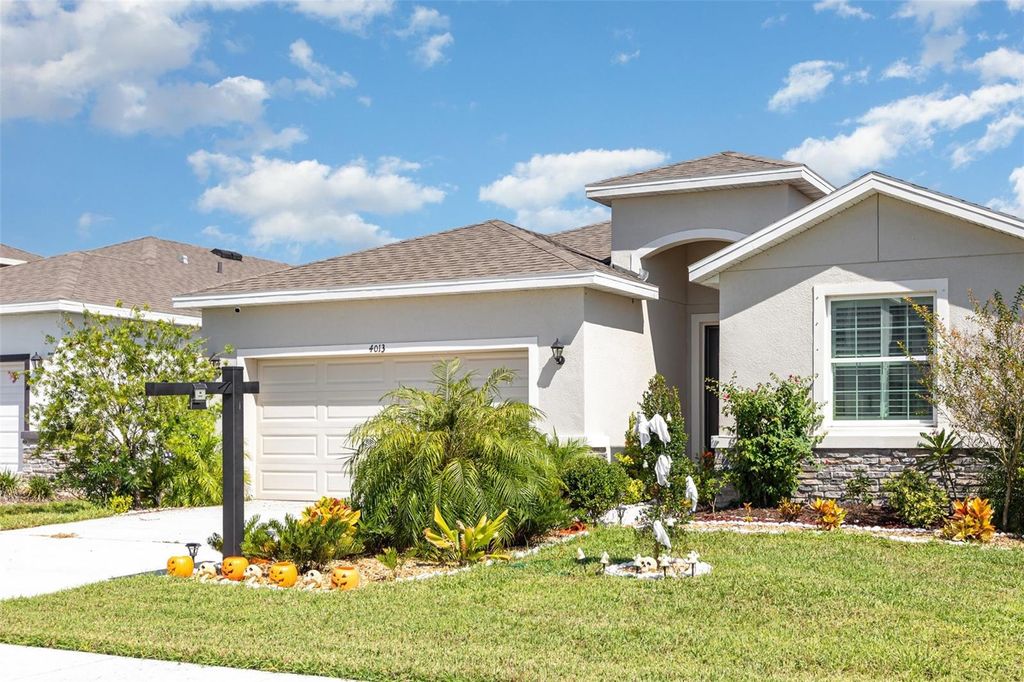 Photo of 4013 Lively Coral Place, Bradenton, FL 34208 (MLS # TB8423961)
