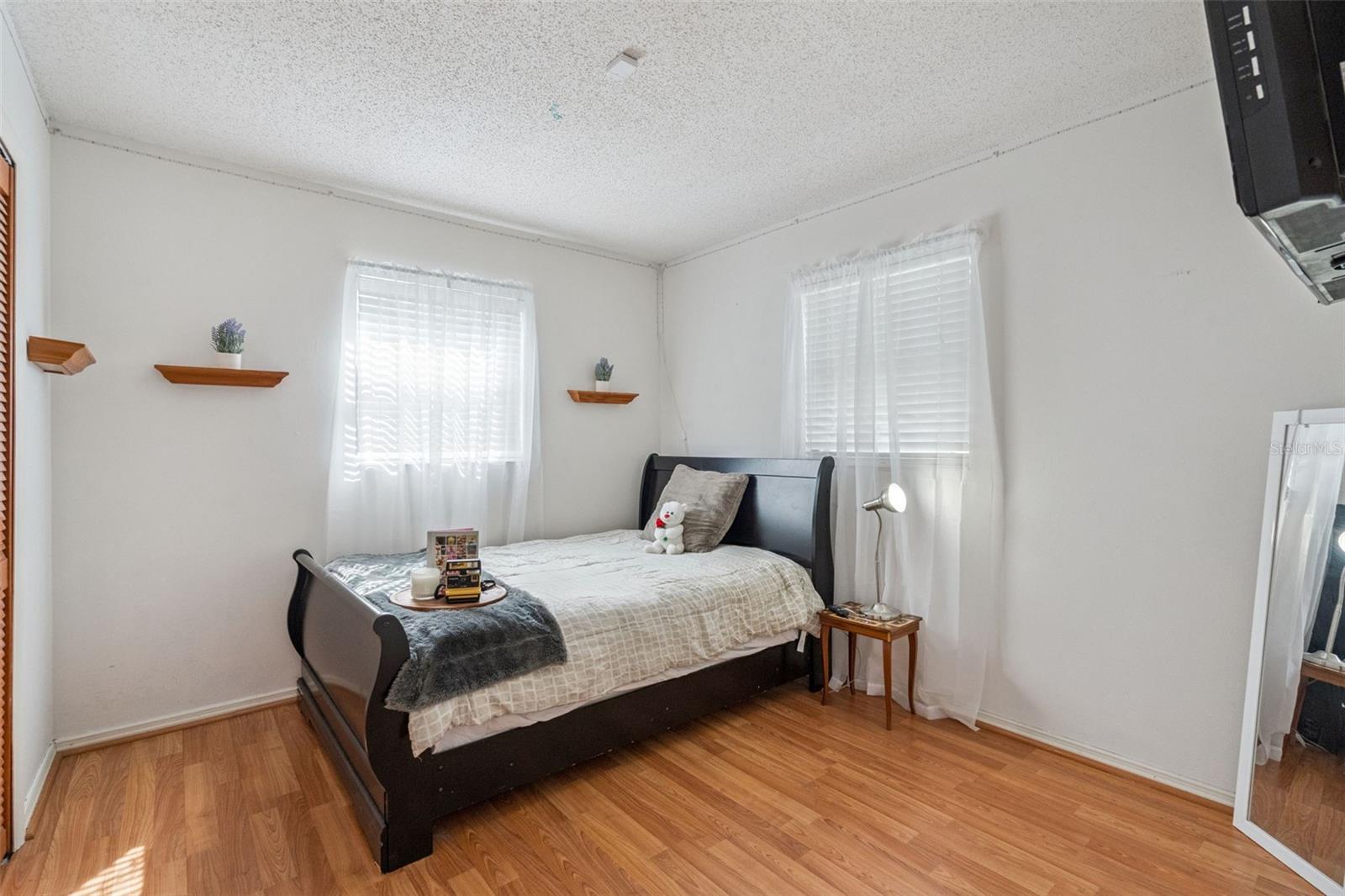 SKY LARK SUB - Residential