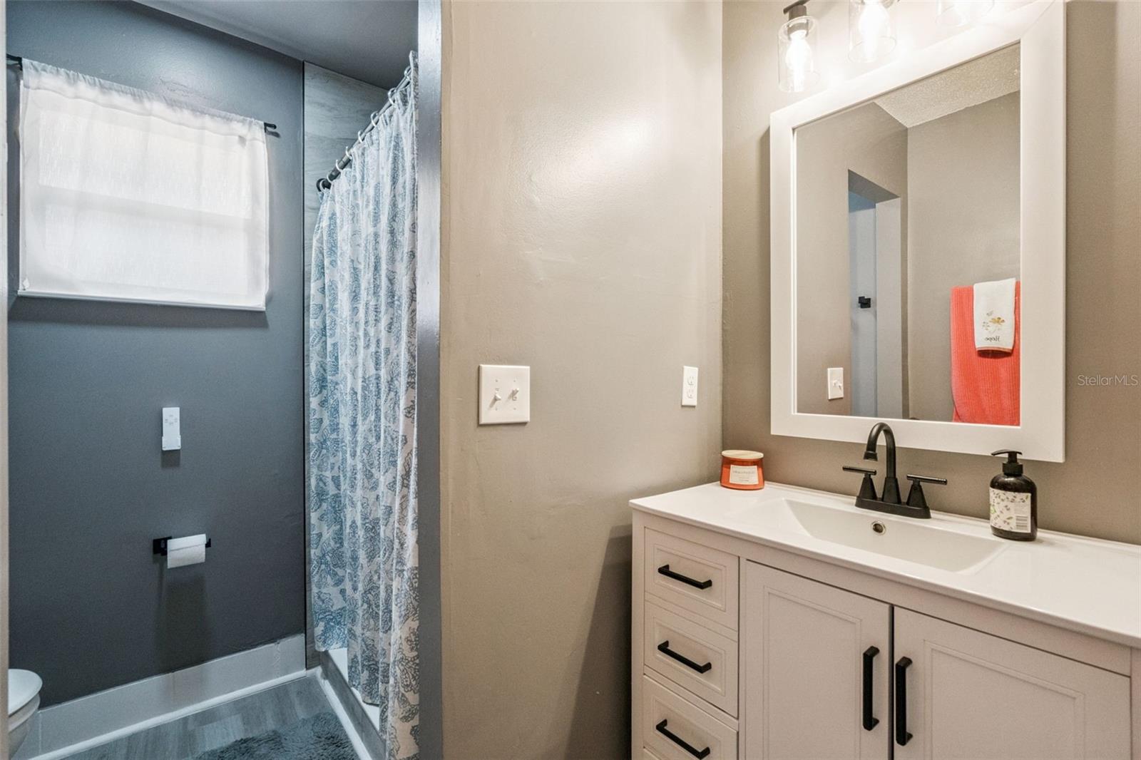 SKY LARK SUB - Residential