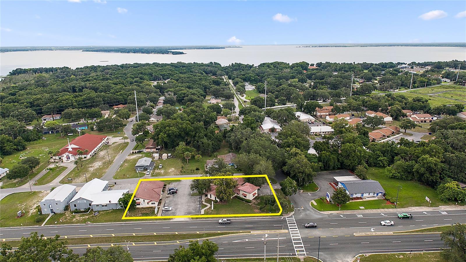 1020 & 1014 E NORTH ( US HWY 441) BOULEVARD