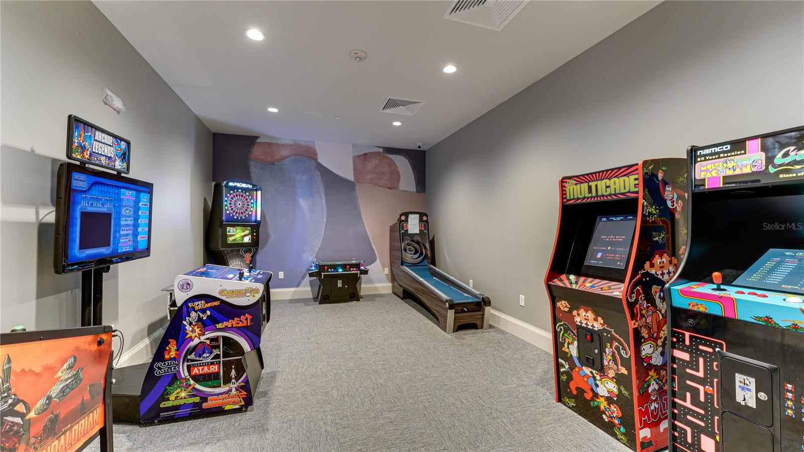 LORRAINE LAKES PH I - Residential