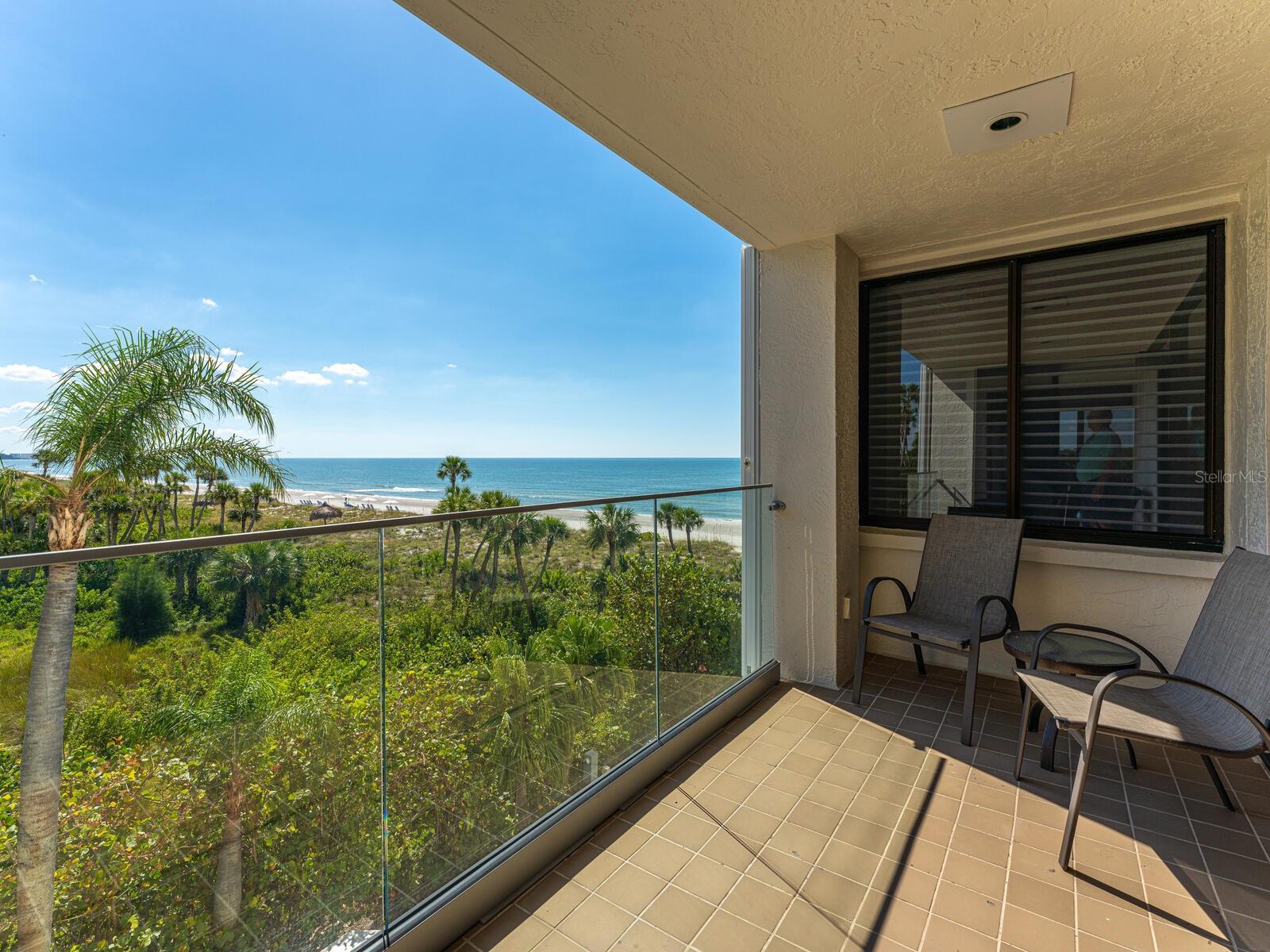 TENCON BEACH - Residential Lease