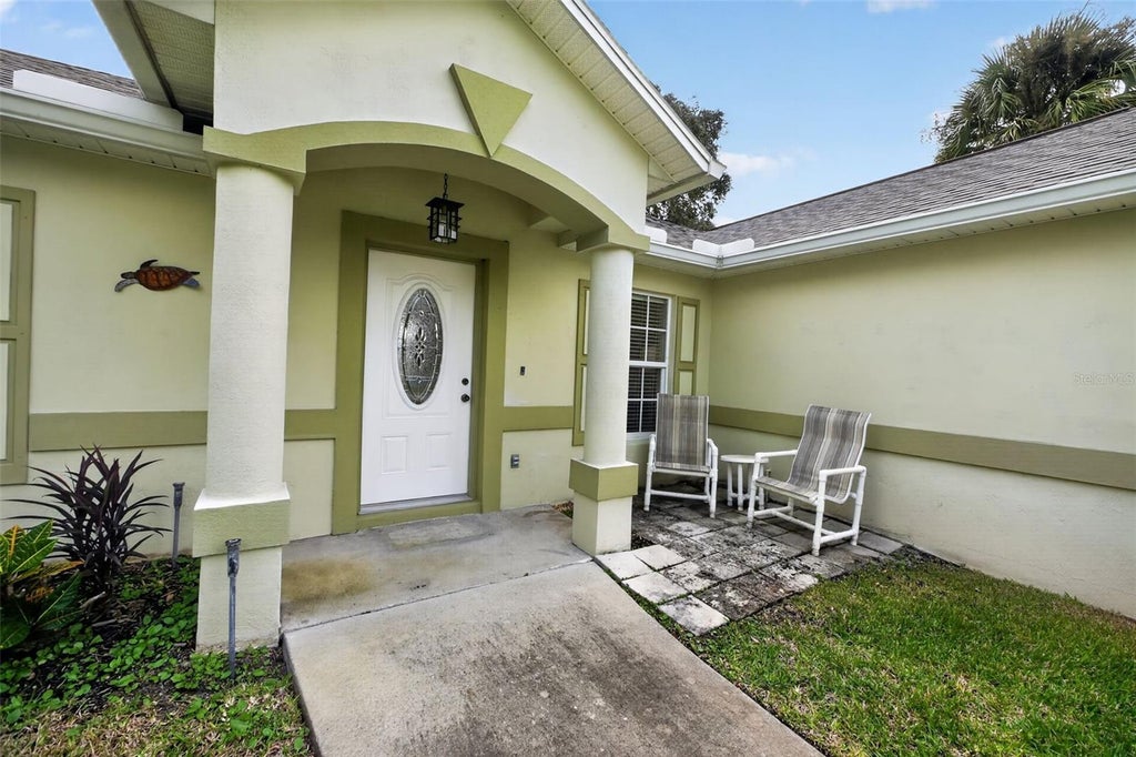 Photo of 206 Hernandez Avenue, Ormond Beach, FL 32174 (MLS # FC322423)